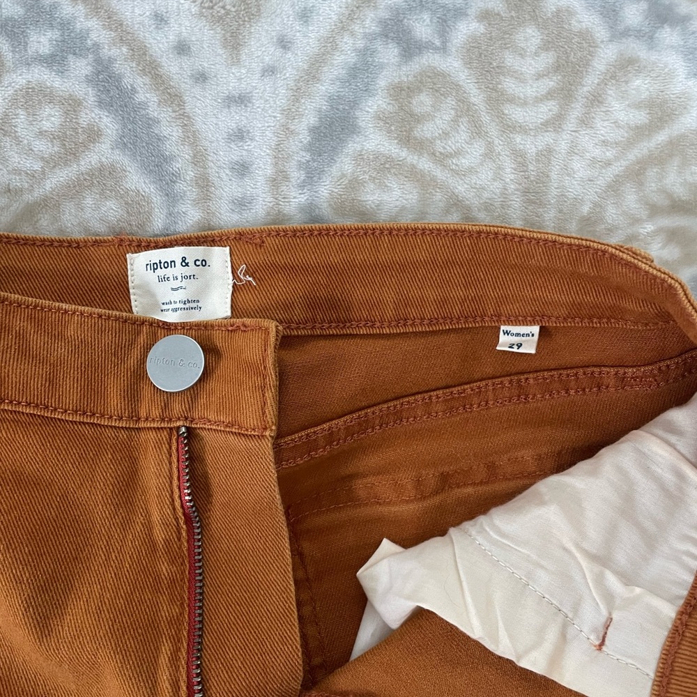 High-Rise Utility Shorts in Rust - Rails & Co. - Picture 3 of 7